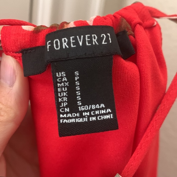 🚫SOLD🚫 F21 Red Floral Maxi Dress - Picture 9 of 9